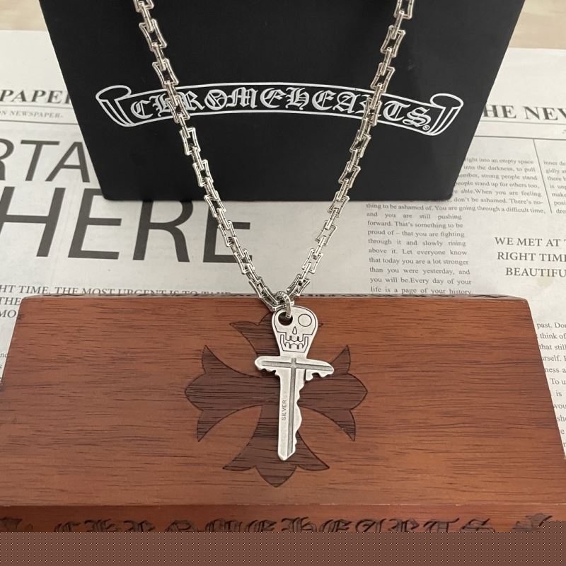 Ch**me He**ts necklaces